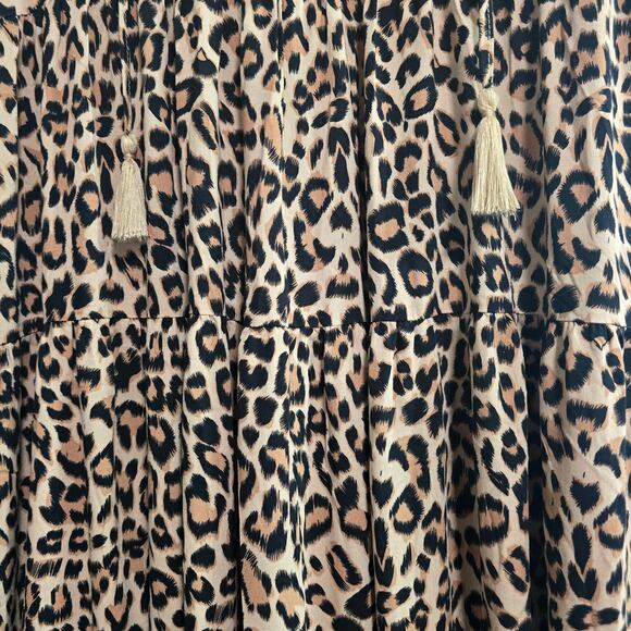 Olivaceous Leopard Print Knee Length Dress Notch Neck Size Small - Picture 3 of 8